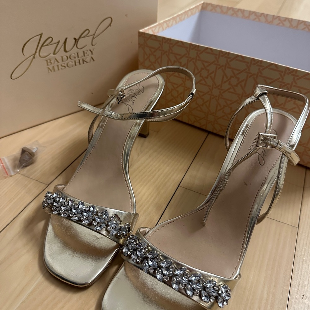 Jewel Badgley Mischka Gold Heels with Crystal Embellishments